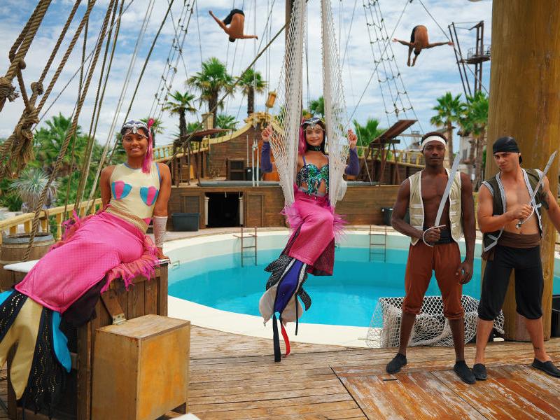 Mermaids Caribe Bay